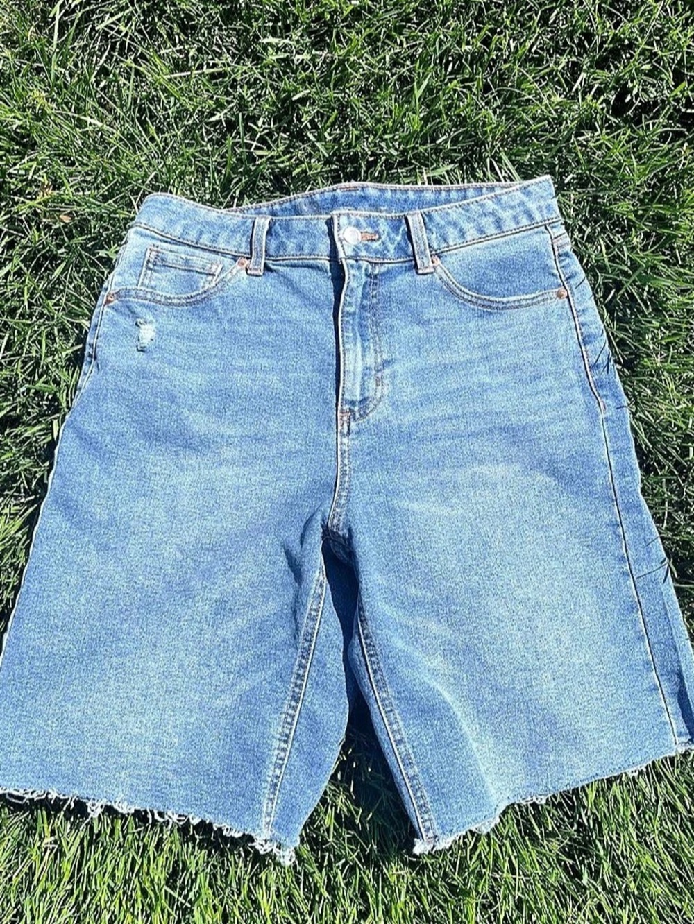 No boundaries Denim Cutoff Jean Shorts in Blue Size 8